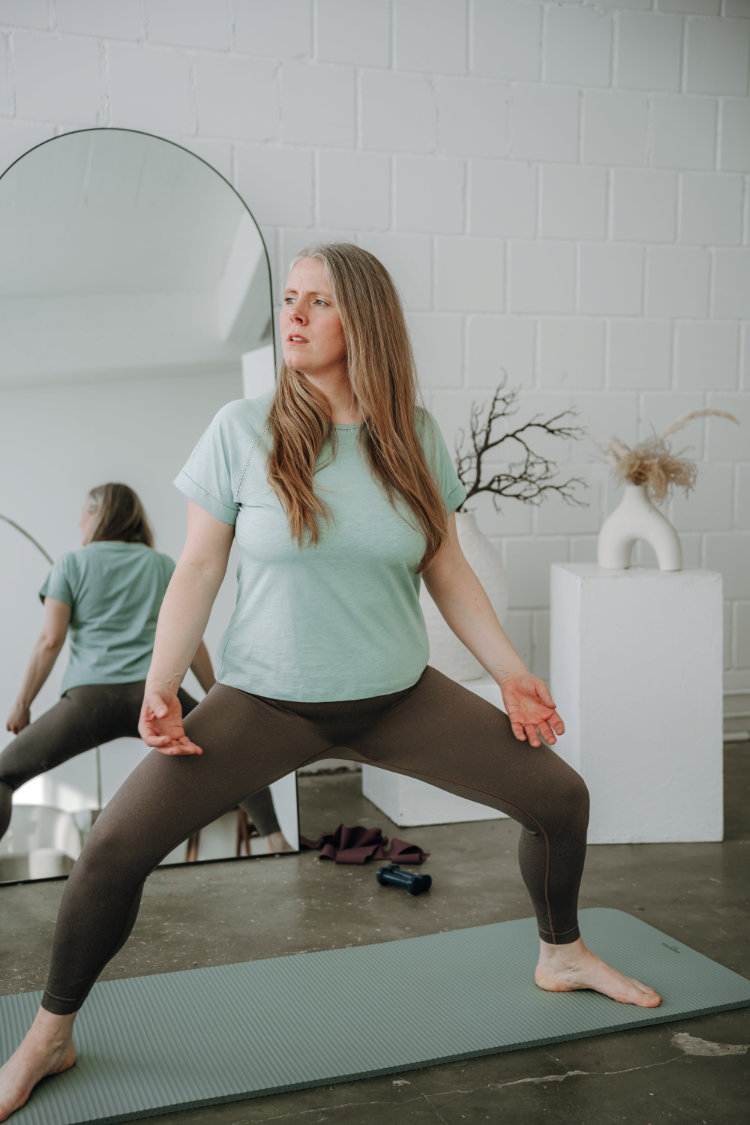 Übung aus dem Rückbildungsaufbaukurs